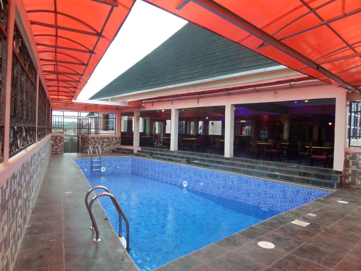 De-Zone Hotel Ikotun Exterior foto