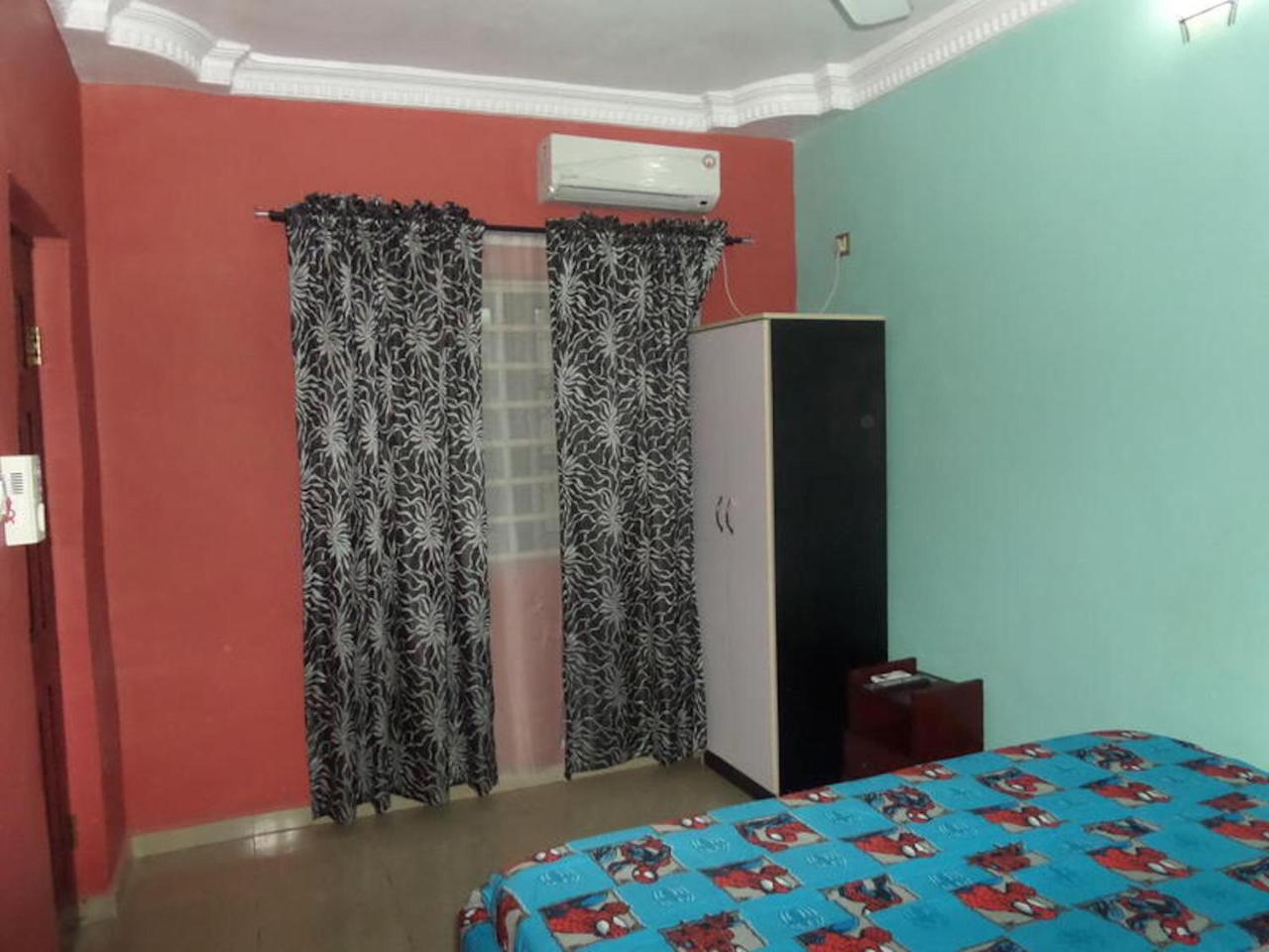 De-Zone Hotel Ikotun Exterior foto
