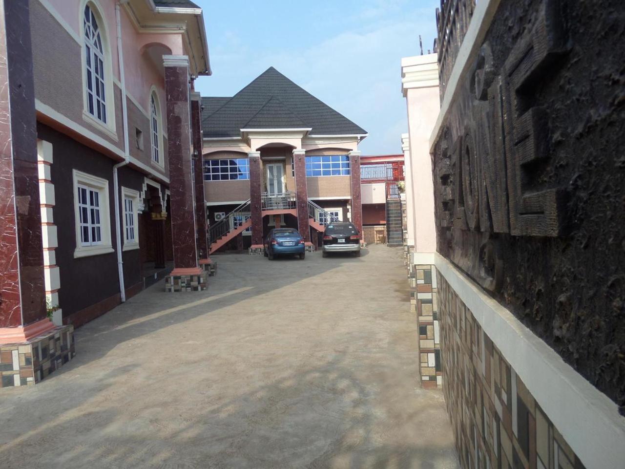 De-Zone Hotel Ikotun Exterior foto